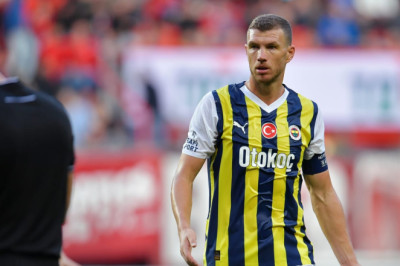 İtalyanlar yazdı! "Edin Dzeko için yalvaracaklar"