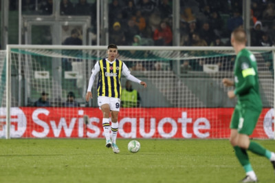 Fenerbahçe'de 17'lik Yusuf Akçiçek'ten alkışlık siftah