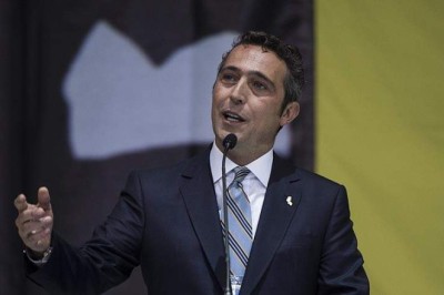 Ali Koç bombayı patlattı! Yıldız golcüyle görüşmelere başladı