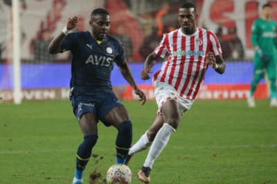 Antalyaspor-Fenerbahçe Maçı Nerede İzlenir (Şifresiz)