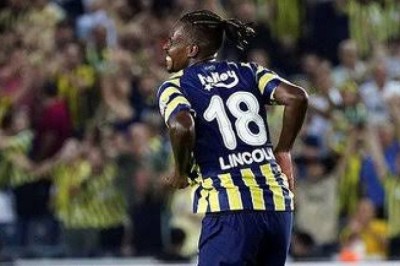 Lincoln Henrique'ye 2 talip birden!