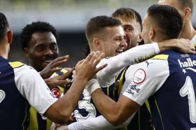 Fenerbahçe'nin 4 yıldızına Avrupa'dan yakın takip!