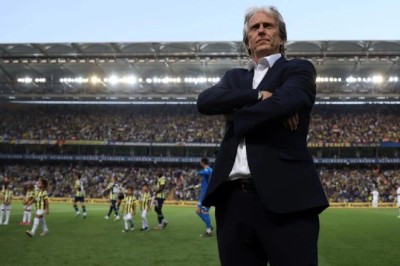 Jorge Jesus'un Fenerbahçe'den istediği 2 isim!