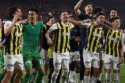 Fenerbahçe'li oyuncuya tam 5 kulüp'ten teklif var