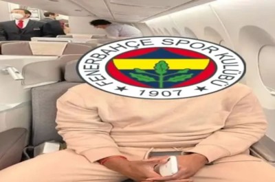 Yıldız futbolcu yola çıktı GELİYORR! Fenerbahçe için İstanbul'a geliyor