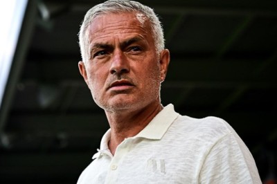 Mourinho bir ismi daha planlarından çıkardı.