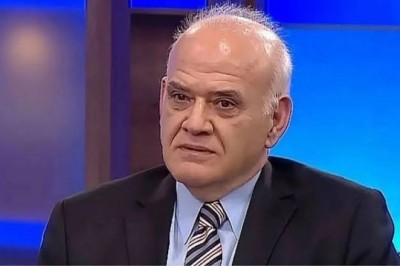 Ahmet Çakar'dan Fenerbahçeli futbolcuya eleştiri!