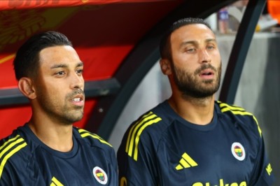 Fenerbahçe’de Tedesco’dan İrfan Can ve Cenk Tosun için flaş talep!