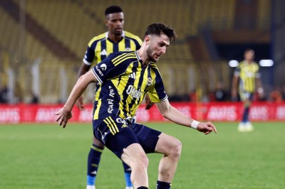 Fenerbahçe'den İsmail Yüksek için flaş transfer kararı!